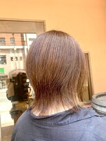 ココカラヘアー ニコ(cococara hair nico)&nbsp;グレイカラー/明るい白髪染め/ウルフ/レイヤー/くびれカット