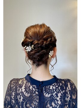 リールランテ(Rire lante) 編み込みシニヨン