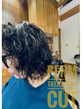 ノブ(NOB) くるくるパーマ