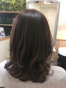 トゥーリ 二日市店(tuuli) 二日市 美容室 髪質改善 縮毛矯正 白髪 イルミナカラー