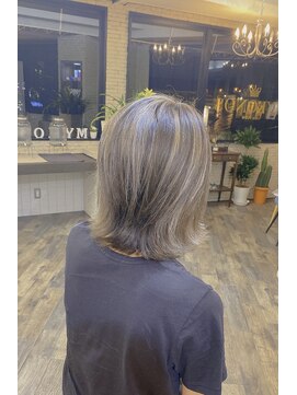 ミコノス(MYKONOS) ハイライト×グレージュ