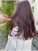 ピンクベージュ