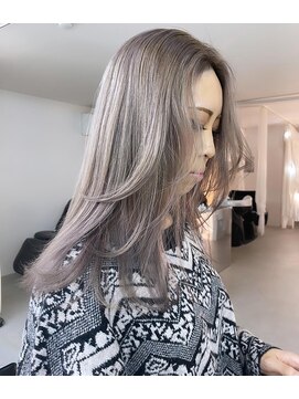 グリフィカ(grifica) レイヤー×パールグレージュ