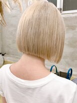 ソーコ 渋谷(SOCO)&nbsp;ハイトーンホワイトベージュグレージュケアブリーチ