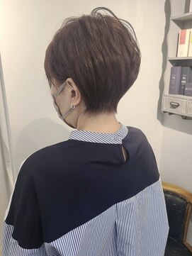 ヘア ケア ディエイチケー(HAIR CARE DHK) 耳かけマッシュショート