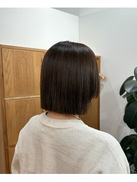 ブルーブラン(blue blanc) パッっとバングワンレンボブ