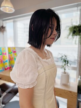 アンドチル 渋谷(AND CHILL) 切りっぱなしボブ/サイドバング/あご下ボブ　渋谷