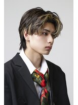 韓国ヘアコンマバング韓国マッシュセンターパートフェザーパーマ