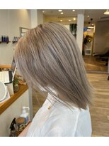 グリード(Greed)&nbsp;ベージュカラー