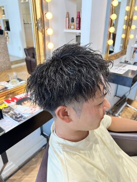 コワファースト させぼ五番街店(COIFF1RST) ツイスパ×アップバング☆