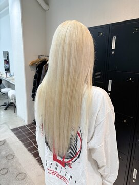 ニュート(Neut ) ホワイトブロンド/ハイトーンカラー/ケアブリーチ抜きっぱなし