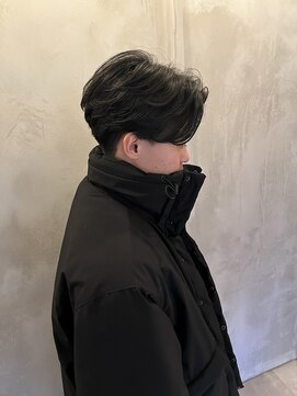 リリアーナ(LILIANA) ニュアンスパーマ　センターパート　池袋メンズカット