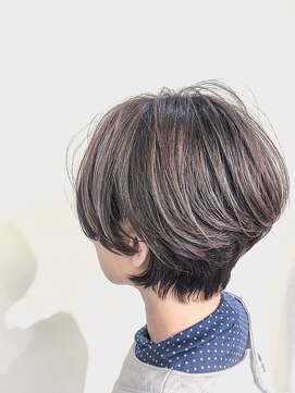 ロッソ 逗子銀座店(ROSSO Zushi-Ginza) 骨格補正可能な「似合わせショート」