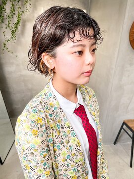 テトヘアー(teto hair) パーマヘアボブパーマオン眉ボブパーマくるくるインナーカラー