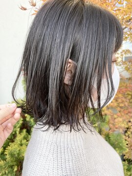 ジリー(gilly) 【gilly】ILLUMINA×オリーブグレージュ