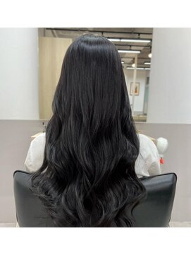 ルアナ ヘア アンド トリートメント(Luana) 韓ヘア☆ヨシンモリ×ブルーブラック
