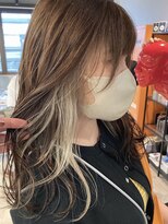 コワファーストナガサキシャンプーボーイ(COIFF1RST NAGASAKI SHAMPOO BOY)&nbsp;インナーカラー ホワイトベージュ