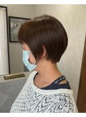 透け感ショートヘア