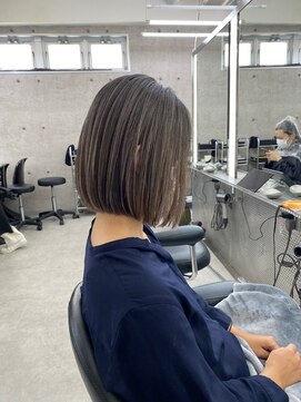 イキ 表参道(iki omotesando) モード/無造作ウェーブ/大人ガーリー[表参道駅]