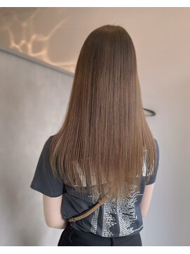 カミベヤ(KAMIBEYA) ウルサラ　レイヤーロング【長岡市／髪質改善／縮毛矯正】