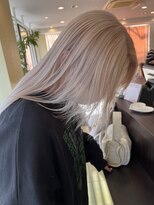 リルーア(RIRUA)&nbsp;ホワイトピンク