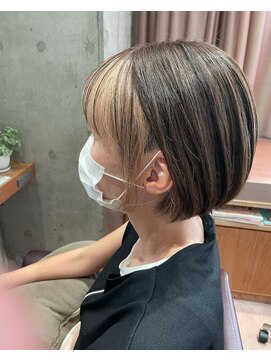 エン バイ ヘアーリーフ 西田辺店(EN by Hair Leafy) バングカラー/フェイスフレーミング/ハイトーンカラー/ショート