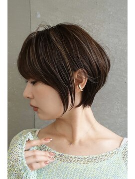 ロンド パルティール 大宮(Lond partir) カールセミディシアカラー姫カットダークアッシュショート