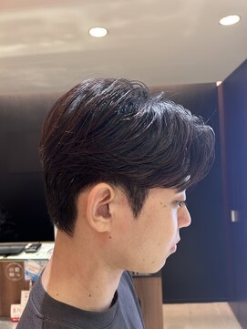 アルム オモテサンドウ(ALLM omotesando) 韓国ヘア/センターパート/カルマパーマ/表参道/原宿