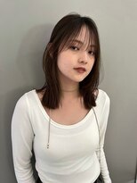 グレージュカラーシースルーバング