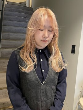 ユニコ(unico) インナーカラー/ショートカット