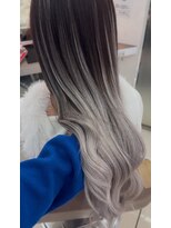 スタイル 横浜(STYLE)&nbsp;横浜エクステンション/シルバーグラデーション/長さだし