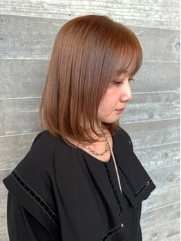 ヘアーサロンデフォーエバーヴィーダ(hairsalon de Forever vida)の写真/髪のツヤやまとまり、ボリュームのコントロールなどにお悩みの方は当店にお任せ！大人女性にオススメです♪