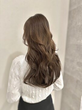 アクション 心斎橋店(ACTION) レイヤーカット 透明感カラー くすみベージュ 顔まわりカット