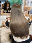 オリーブグレージュ　赤みのない大人気ヘアカラー