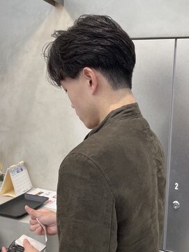 刈り上げセンターパート