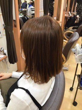 ヒラトヤ 肴町店 立体感ふんわりセミディ×20代30代40代大人可愛い小顔スタイル