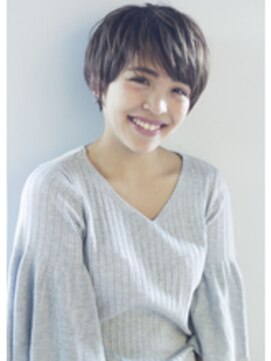 ザ シー 橋本(The C) 30代40代大人可愛い小顔センシュアルショートサイド黒髪ベージュ