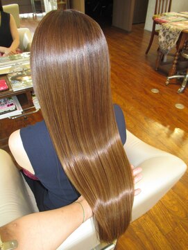 ヘアープロデュース ア ラ モード(Hair Produce A La Mode) ピカピカツヤストレート!