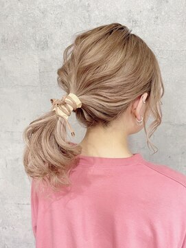 ブロッサム ひばりヶ丘(Blossom) 20代/30代/40代/ルーズアップ/編み下ろし/ヘアアレンジ/編み込み