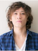 ワイルドなツイストスパイラルのミディアムボブウルフc仙台