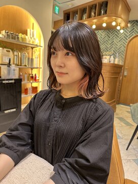 ロンド パルティール 大宮(Lond partir) インナーカラー×くびれミディアム×レイヤースタイル