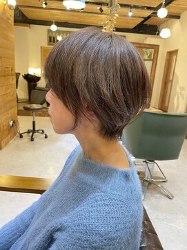 チリンバイロストシティー(Chillin by LOSTCITY) ショートボブ髪質改善白髪ぼかしハイライトスクールカット