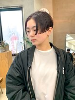 テトヘアー(teto hair) 刈り上げ、センターパート、ハンサムショート、ラベンダー