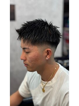 ヴィ 大宮(Vii) ダークアッシュ/カルマパーマ/アッシュブラック[メンズ/大宮]