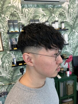 ナチュラル ヒーロー(Natural HERO) スペインカール