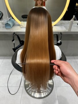 ロンドウル 熊本(Lond ulu) 熊本で唯一のブリーチ美髪改善\縮毛矯正はお任せ!