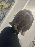 切りっぱなしボブ　オリーブアッシュ