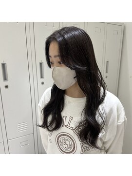 ジーナ 博多筑紫口(Zina) 顔周りカット×地毛風艶髪カラー【福田れん】