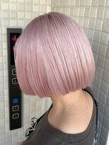 ユウル 横浜(juhl.)&nbsp;モーヴピンクカラーブリーチダブルカラー切りっぱなしボブ横浜駅