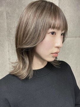 ユキ 八事(yukii) ハイライトカラー くびれヘア レイヤー 顔まわりカット 八事植田